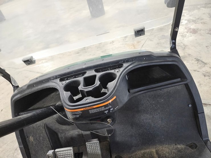 #678-•-yamaha-gas-golf-cart-image-17