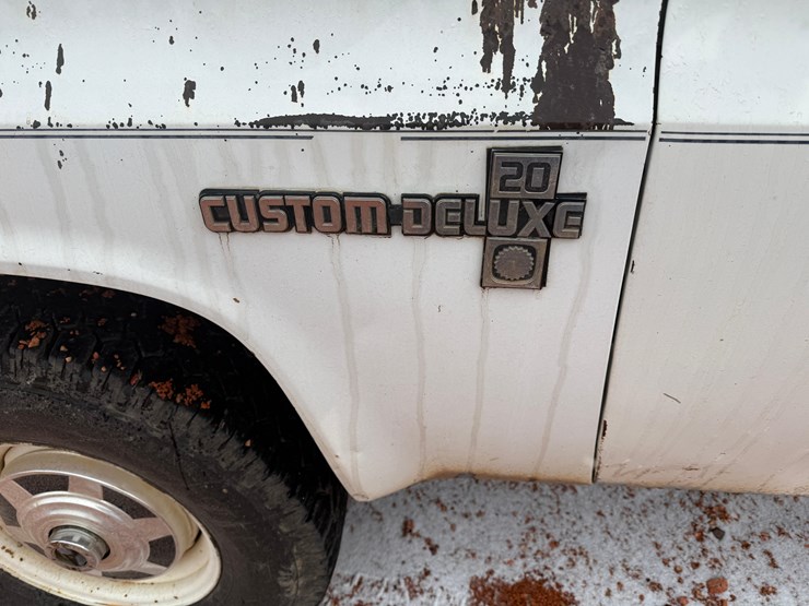 1983-chevrolet-c20-image-19