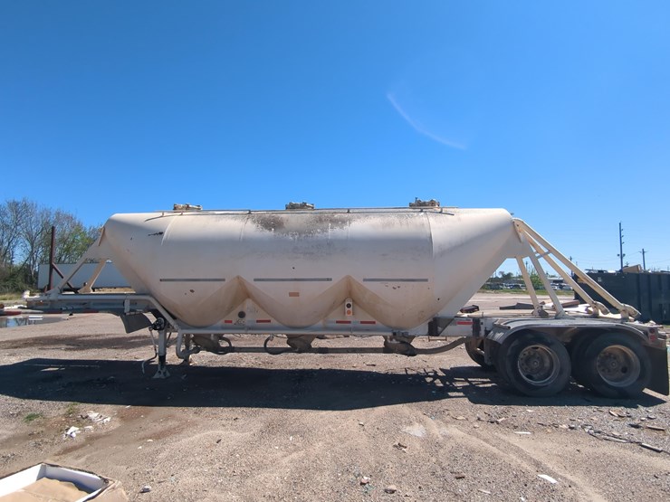 1974-fruehauf-trailer-image-9