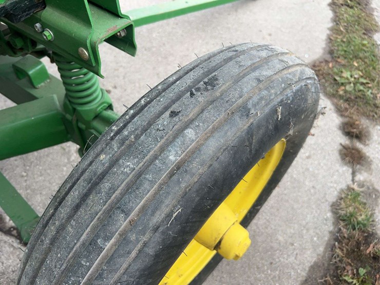 john-deere-flare-box-and-running-gear-image-21