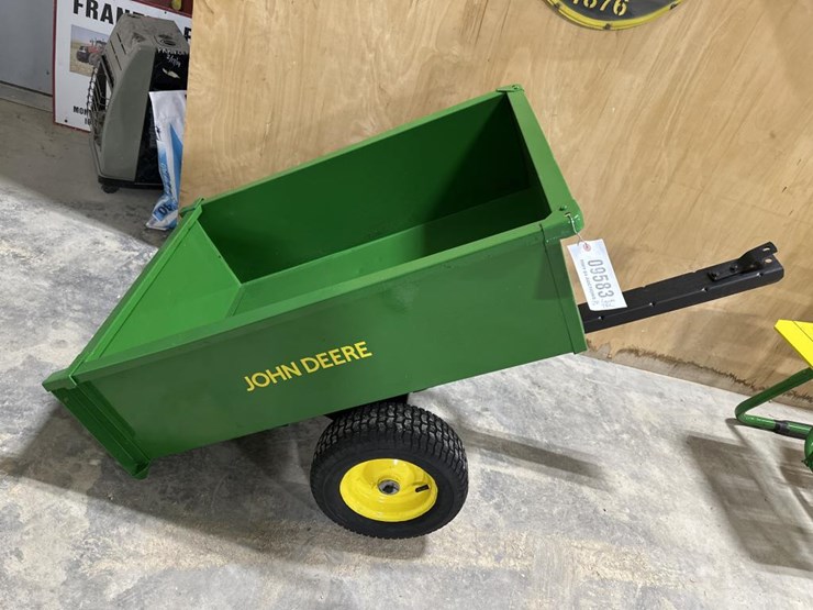 john-deere-la-image-1