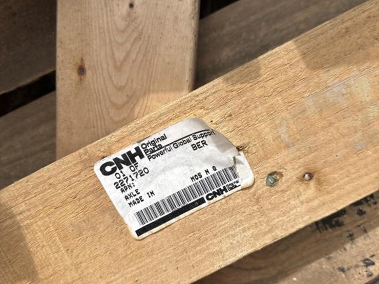 #5-•-new---new-holland-l5b-wheel-loader-axle-image-2