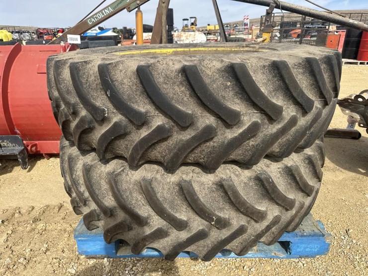 john-deere-8320-image-3