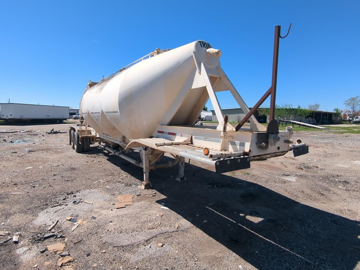 1974-fruehauf-trailer-image-2