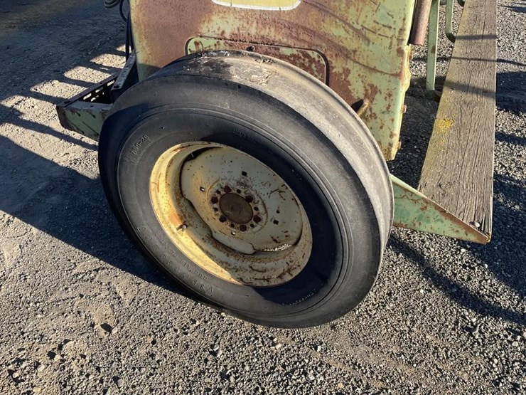 john-deere-8300-image-13