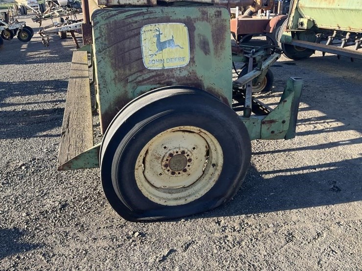 john-deere-8300-image-14