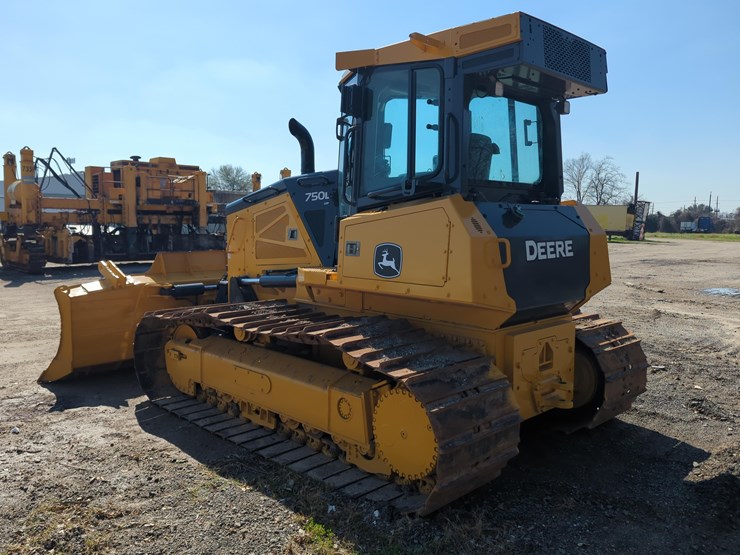 2020-deere-750l-lgp-image-5