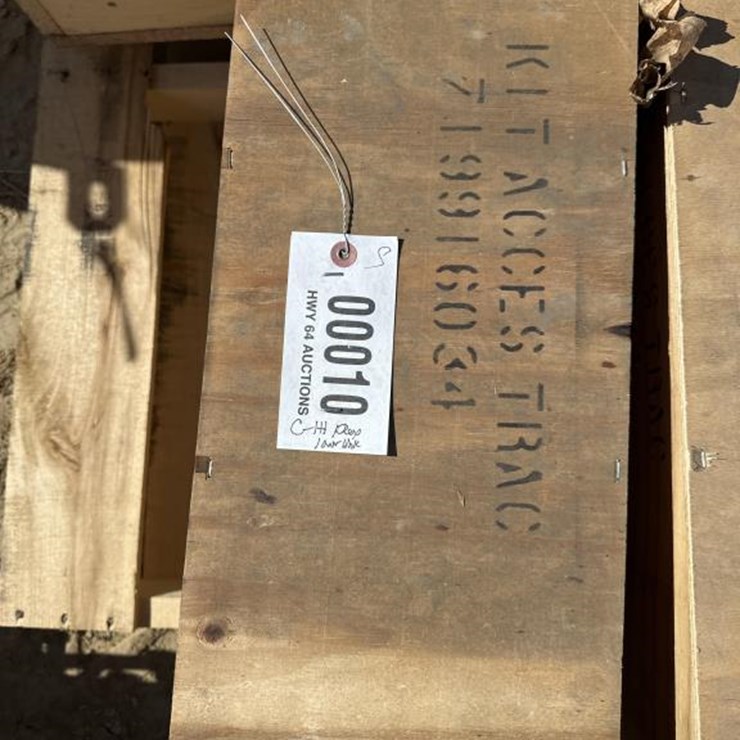 #10 • CASE IH FLEXIBLE LOWER LINK KIT P/NTCA26165