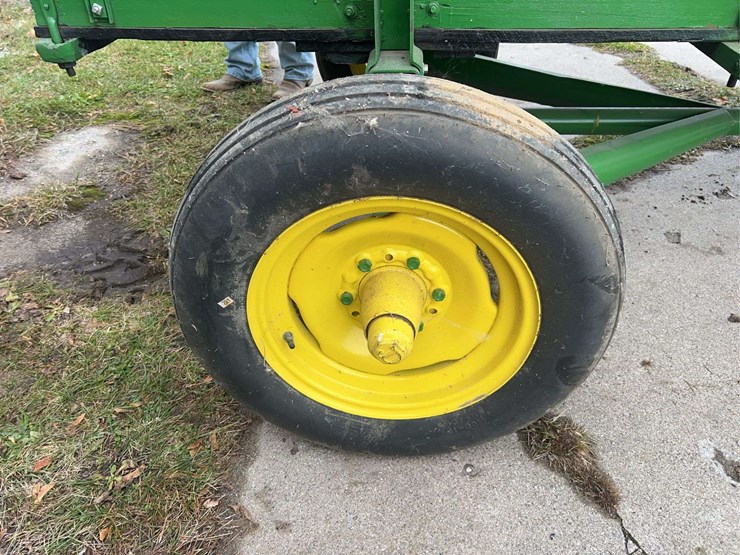 john-deere-flare-box-and-running-gear-image-25