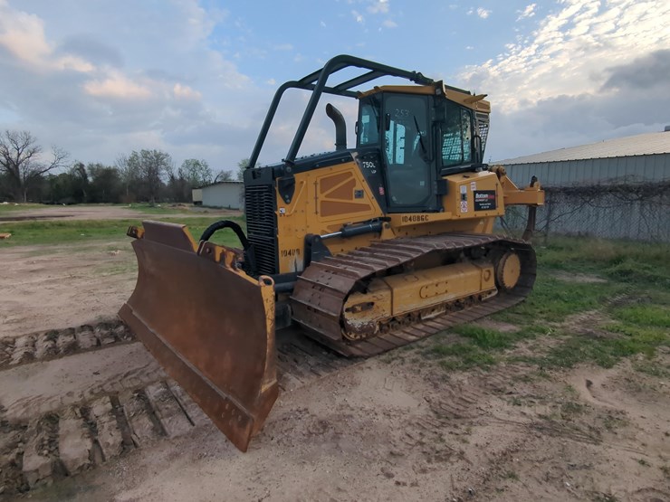 2022-deere-750l-lgp-image-2
