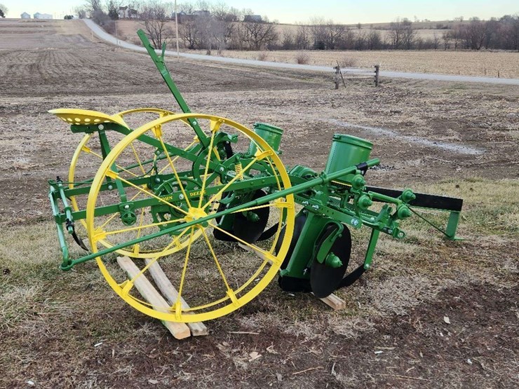 john-deere-999-image-2