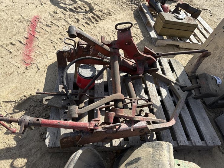 international-560-image-3