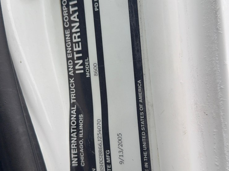 international-8600-image-36