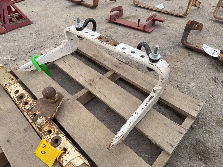 (2)-international-fast-hitch-image-3