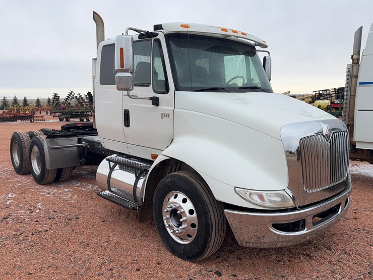 international-8600-image-5