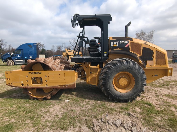 2019-caterpillar-cp56-image-1