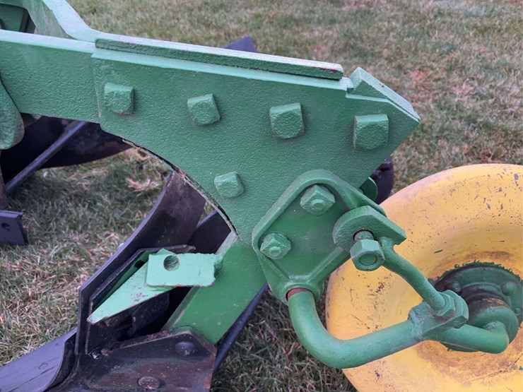 john-deere-14-image-39