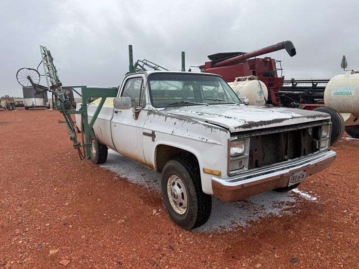 1983-chevrolet-c20-image-1