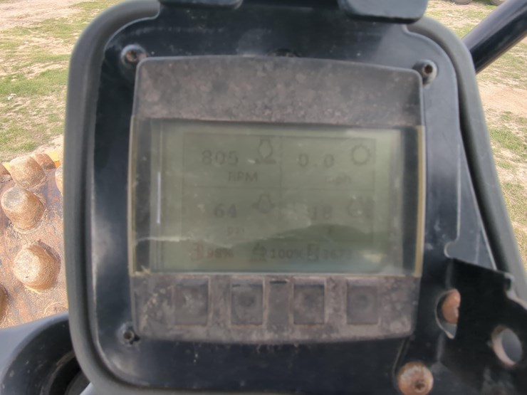 2019-caterpillar-cp56-image-13