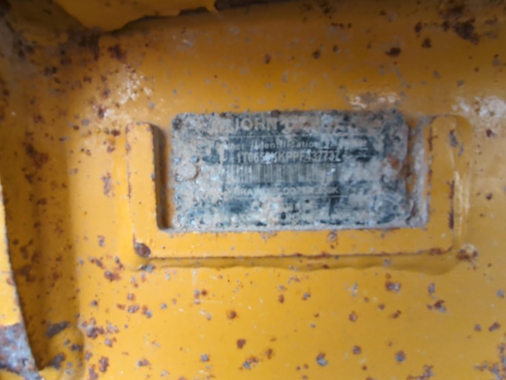 2023-deere-650k-lgp-image-6