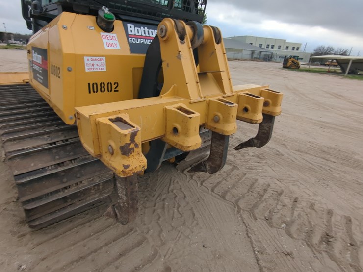 2023-deere-650k-lgp-image-14