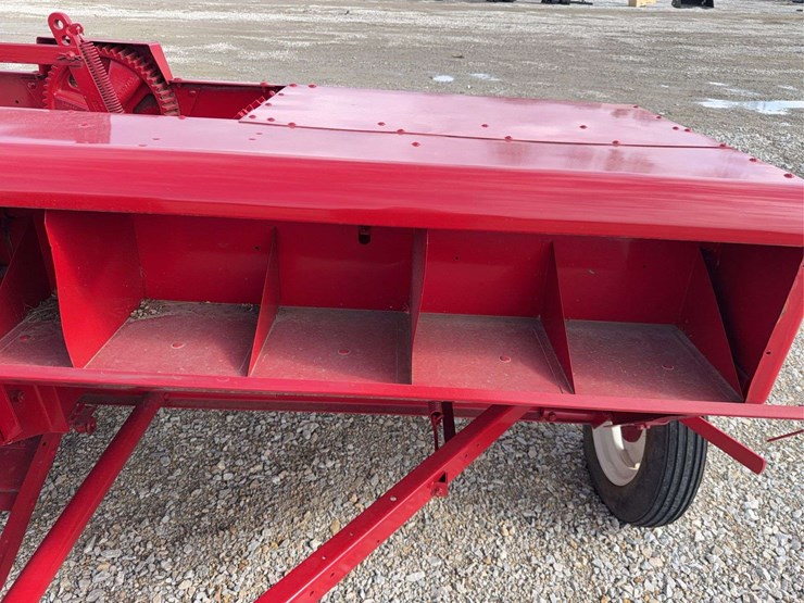 international-baler-image-25