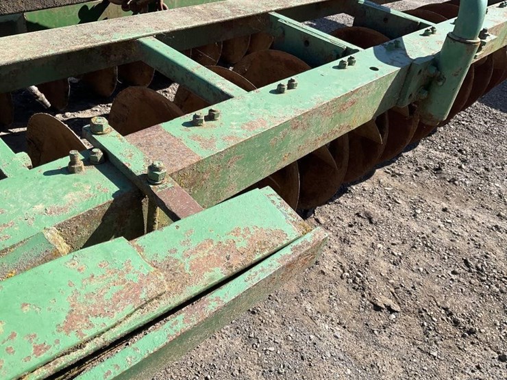 john-deere-18-image-10