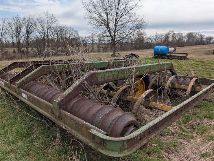 kewanee-13-foot-pull-type-cultipacker-image-3