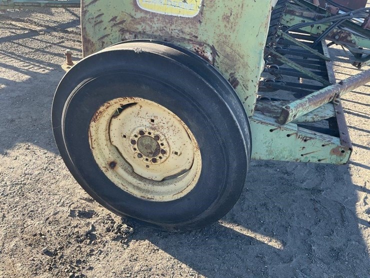 john-deere-8300-image-15