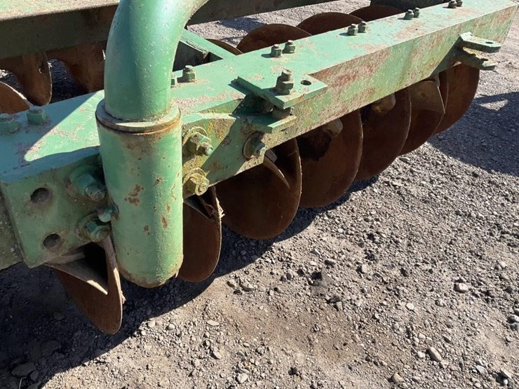 john-deere-18-image-11