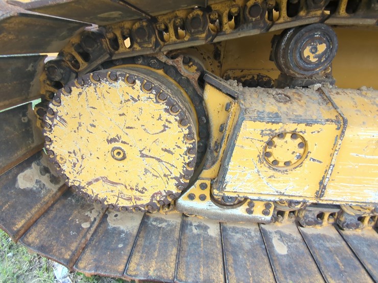 2022-deere-750l-lgp-image-10