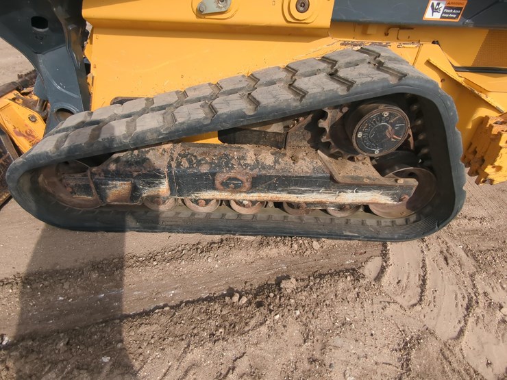 2016-deere-333g-image-6