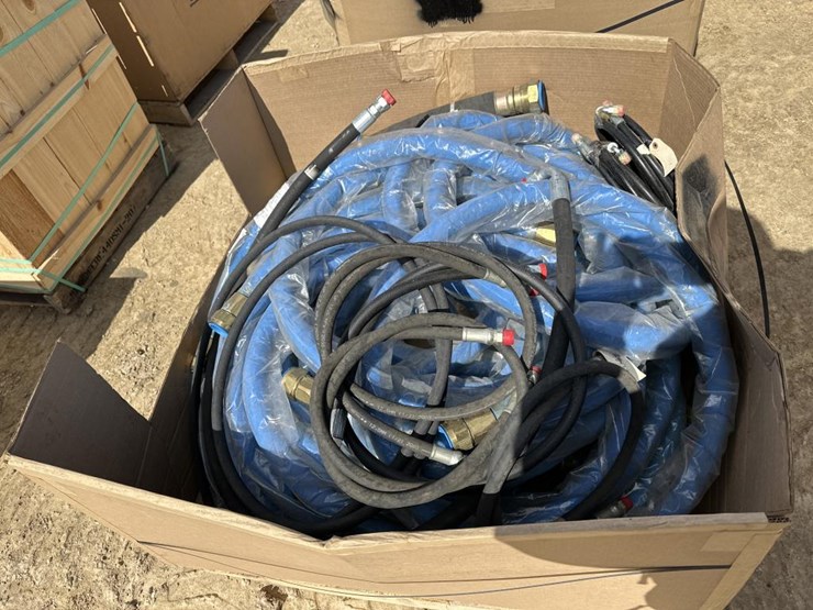 #2-•-new-assorted-hydraulic-hoses-image-1