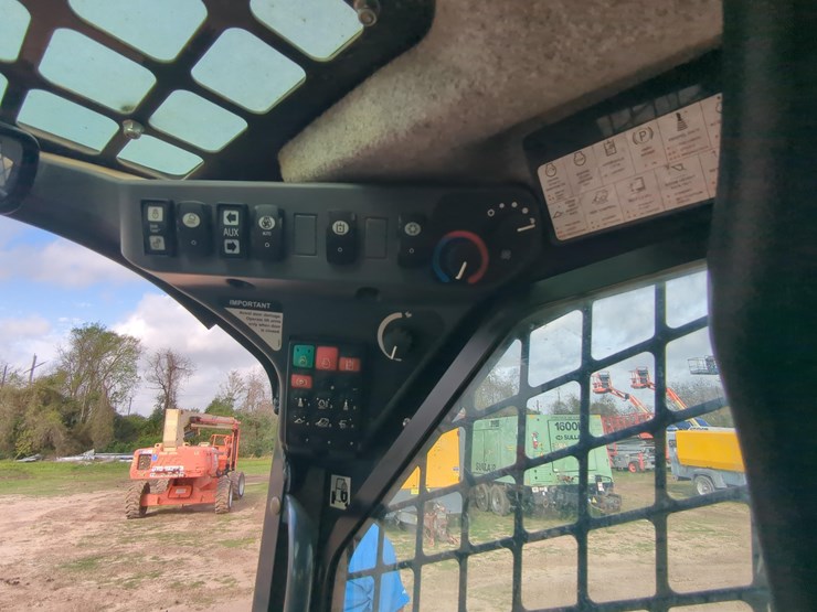 2016-deere-333g-image-14