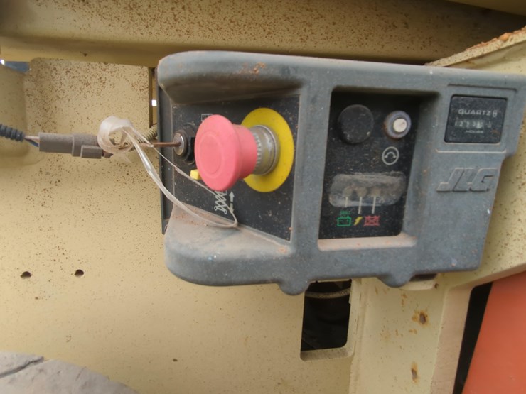 2016-jlg-2632es-image-8