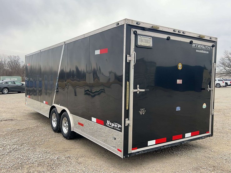 2016-stealth-viper-24'-enclosed-trailer-image-5
