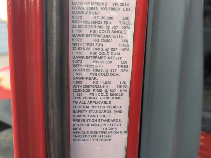 2015-kenworth-t880-image-13