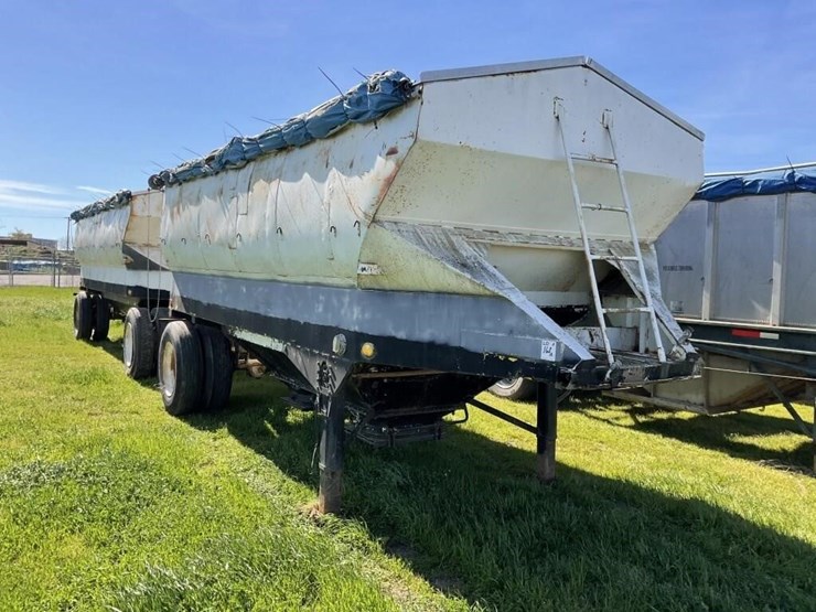 1955-trailmobile-hopper-image-4