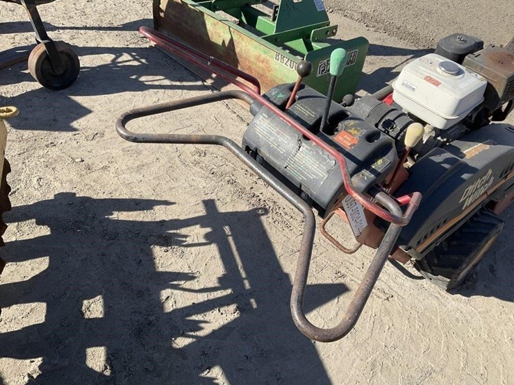 ditch-witch-1030-image-6