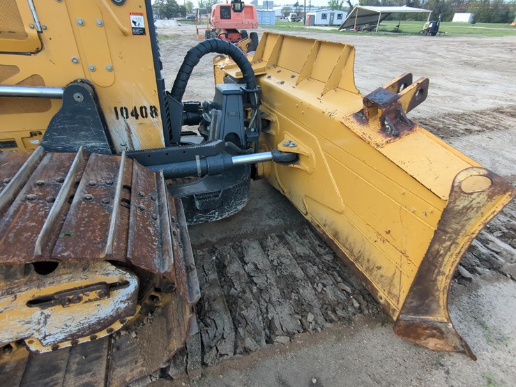 2022-deere-750l-lgp-image-7