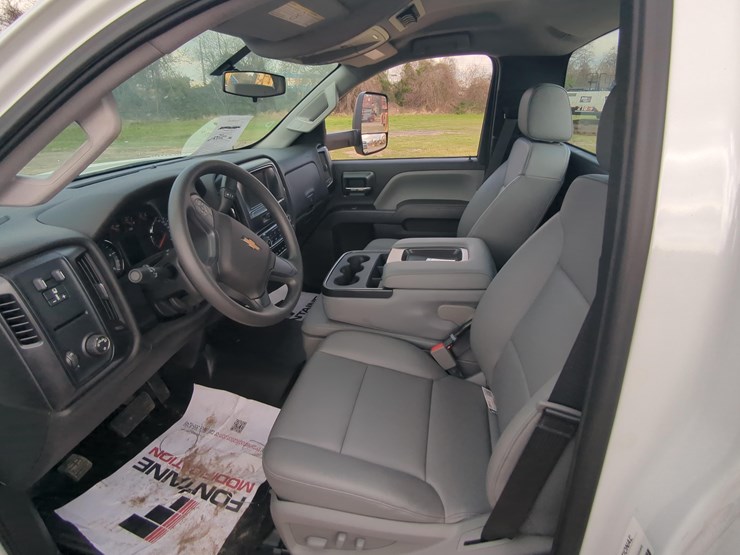 chevrolet-6500-image-12