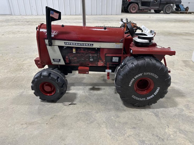 international-1066-image-3