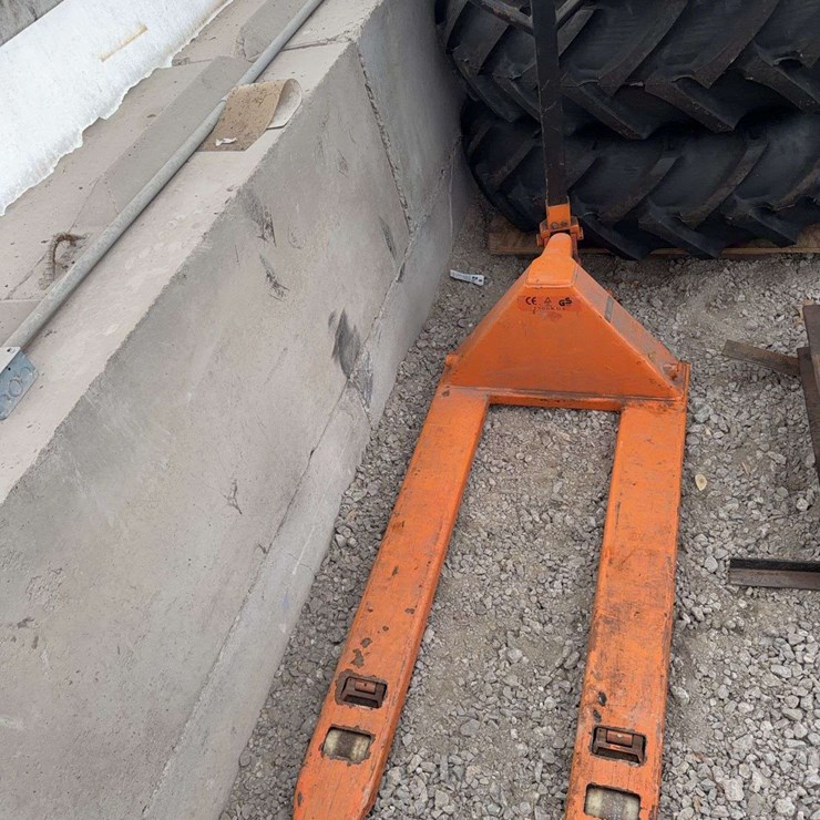 Pallet Jack