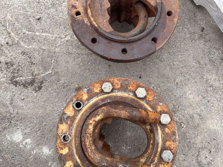 (2)-dual-hubs-image-1