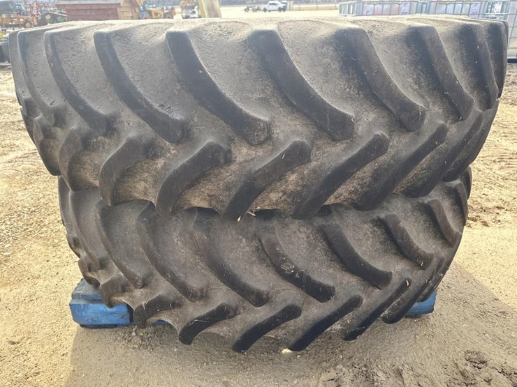 john-deere-8320-image-1