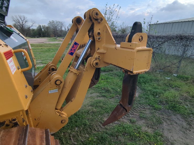 2022-deere-750l-lgp-image-15