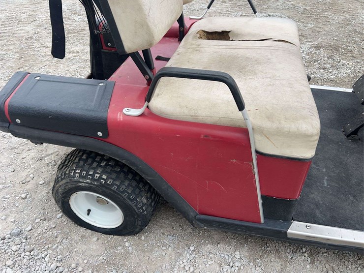 ez-go-golf-cart-image-25