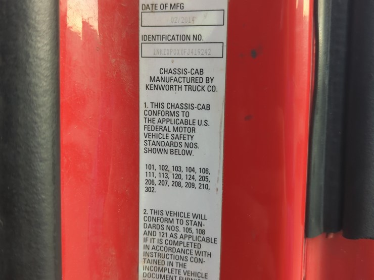 2015-kenworth-t880-image-15