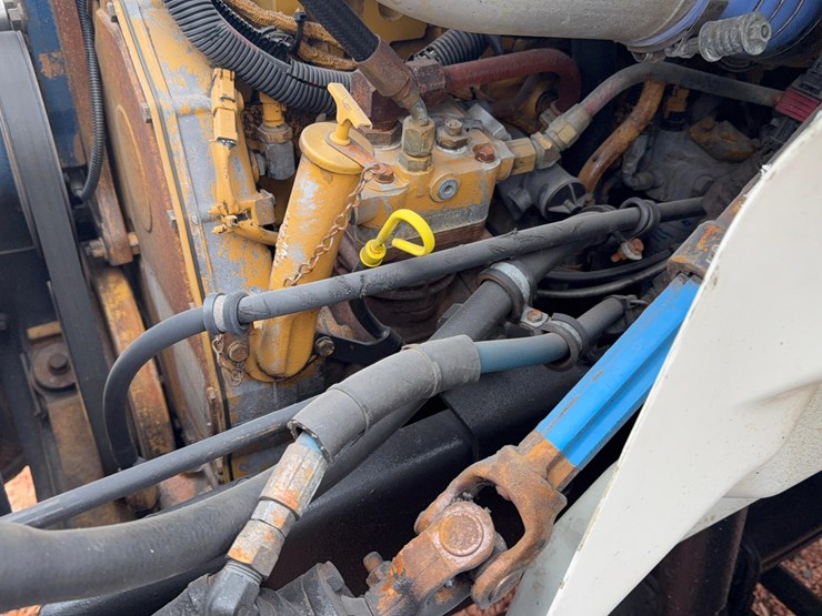 international-8600-image-24