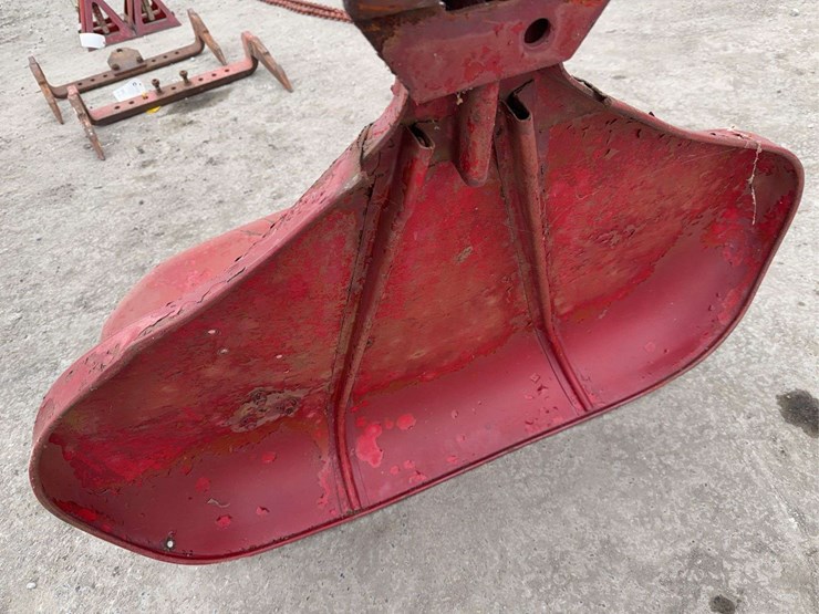 farmall-06-utility-fenders-image-6